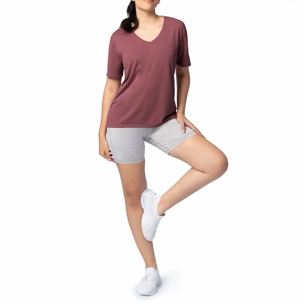 NWT - Active Texture Knit V-Neck Tee - 3 Shirts. - Picture 14 of 15
